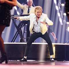 Rod Stewart Cancels Cleveland Show As Doctors Prescribe More Rest Following ‘Minor Medical..