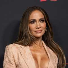 ‘Real Housewives’ Star Luann de Lesseps Apologizes to Jennifer Lopez After Saying She’s ‘From the..