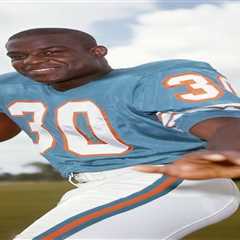 Sammy Price, former Dolphins running back, dead at 82