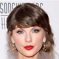 Taylor Swift Fans Think She's Dropping Album After Spotting Alleged Easter Eggs