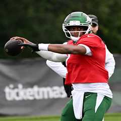 Geno Smith to start for Jets against Steelers
