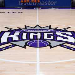 Former Kings trainer sues for alleged pregnancy discrimination