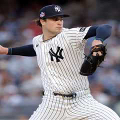 Yankees vs. Red Sox prediction, odds: MLB picks, best bets Friday