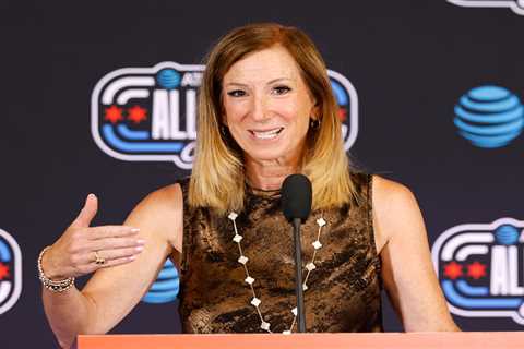 WNBPA releases scathing statement about ‘political pawns’ in trans athlete controversy