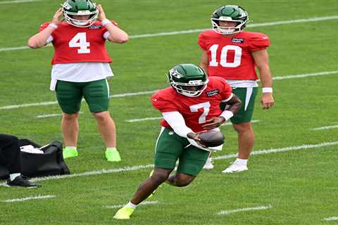 Geno Smith gives worrisome flashbacks with ugly Jets practice