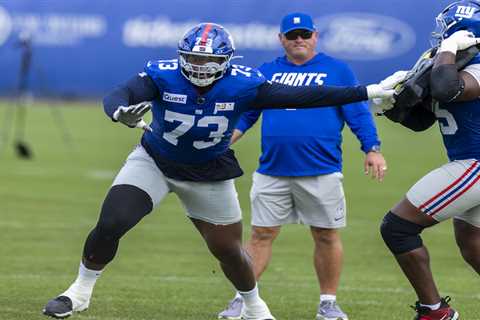 Giants veteran Evan Neal might have shot to make roster after all