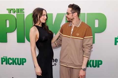 Elsie Hewitt Thanks ‘Baby Daddy’ Pete Davidson for Olivia Dean Concert Tickets: ‘Her Music Has..