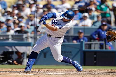 Every Max Muncy plate appearance is suddenly worth up to $50,000