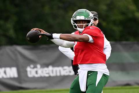 Geno Smith to start for Jets against Steelers