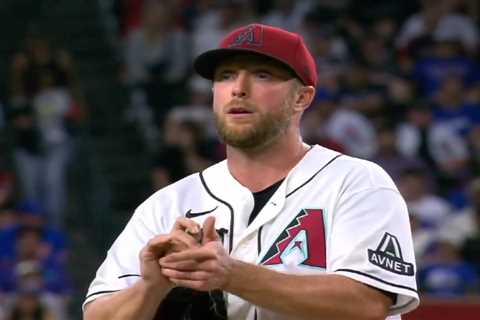 Diamondbacks’ Merrill Kelly accuses Cubs coach of sign stealing as tempers boil