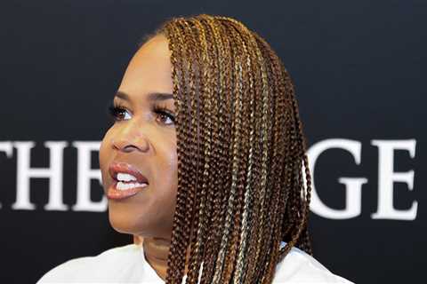 Gospel Singer Tina Campbell Claims Monthly Income In Bitter Divorce