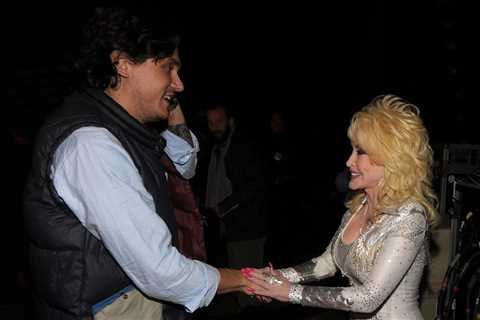John Mayer Says Dolly Parton’s Death Brought a ‘Fractured World’ Together & Shares Electric Guitar..