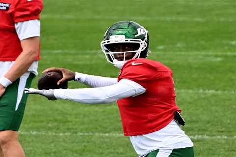 Jets sitting Geno Smith for final preseason game as backups get time to shine