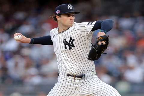 Yankees vs. Red Sox prediction, odds: MLB picks, best bets Friday