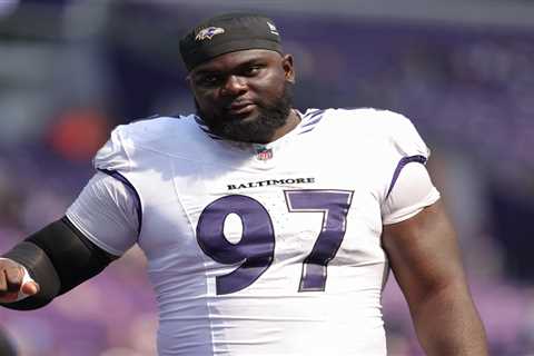 Giants beef up defensive line by trading for Ravens’ C.J. Okoye in John Harbaugh reunion