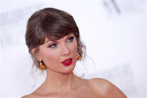 Taylor Swift Donates $50,000 to Rhode Island Good Samaritan Struck by Car