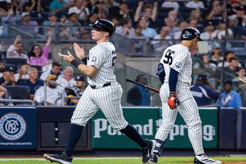 Yankees salvage Red Sox doubleheader with late-inning offensive surge after ugly Game 1 loss