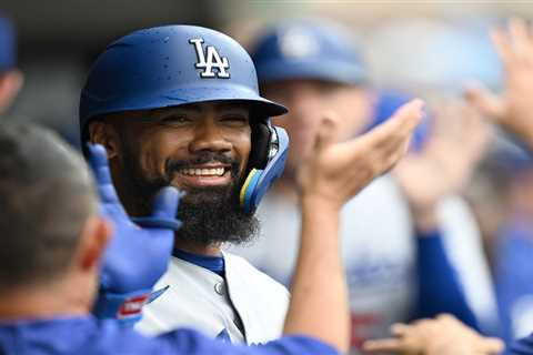 Dodgers’ patience with slumping offense pays off as Teoscar Hernández keys win over Tigers