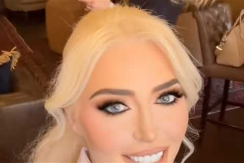 Hugh Hefner's Ex Karissa Shannon Pregnant With First Child