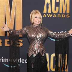 Dolly Parton’s Catalog Surges by 1,143% in Streams After Her Death