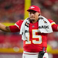 2026 NFL predictions: Bet on regression for Patrick Mahomes in return from injury