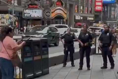 NYPD Fatally Shoots Woman After Alleged Times Square Stabbing Rampage