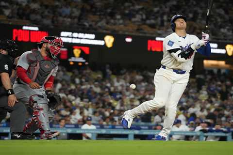 Shohei Ohtani’s injury concerns grow after maddening Dodgers loss: ‘Won’t be an IL –– unless it is’