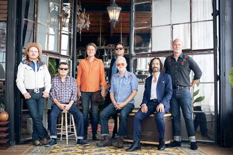 In Canada: How Blue Rodeo’s ‘Hasn’t Hit Me Yet’ Became a ‘Rallying Call’ After Trump’s Lake Ontario ..