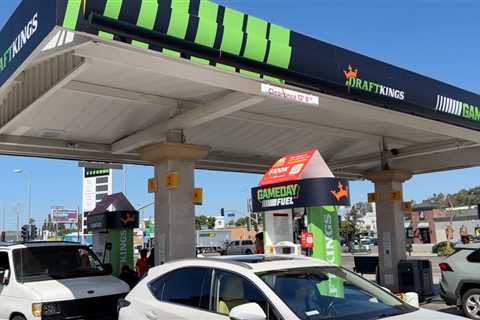 DraftKings surprise Angelenos with free gas to kick off football season