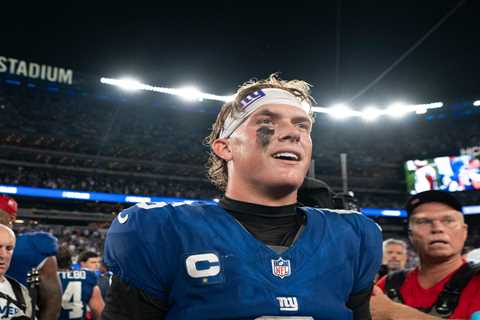 The pieces around Jaxson Dart that are helping Giants avoid past mistakes