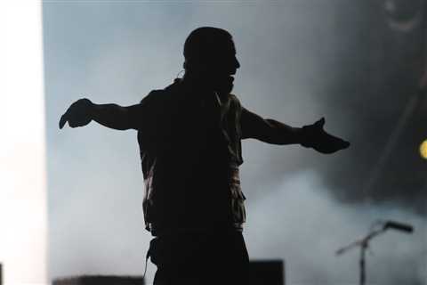 Drake Hypes ‘FOMO’ Ahead of Arrival of ‘Not So Short Film’: ‘They Keep Saying Our Genre Is Dying’
