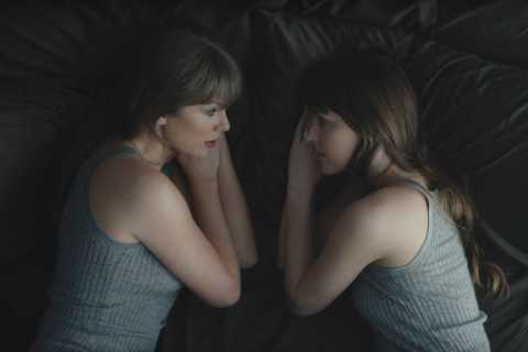 Taylor Swift’s ‘Patient Zero’ Spends Second Week at No. 1 on Billboard Hot 100
